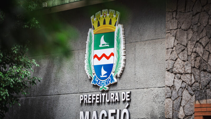 Prefeitura de Maceió antecipa salário de março para esta terça-feira (26)