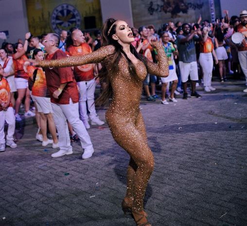 Carla Prata é destaque em Festa de Lançamento dos Sambas-Enredos do Carnaval 2024 de São Paulo