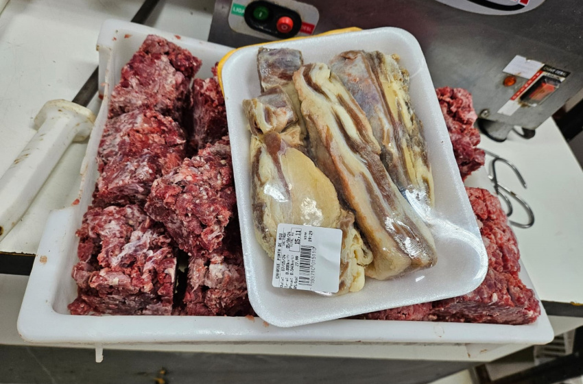 Vigilância Sanitária apreende 120 kg de carnes estragadas no Vergel