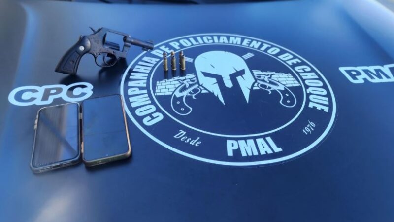 Arma de fogo e quase 3 kg de maconha são retirados das ruas em ações da PM