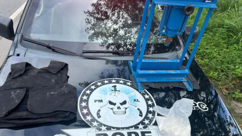 Bope cumpre mandado de prisão e apreende materiais ilícitos no Pilar