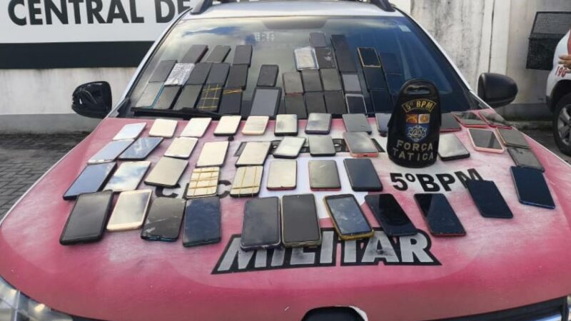 PM apreende 75 celulares durante cumprimento de mandado judicial em Maceió