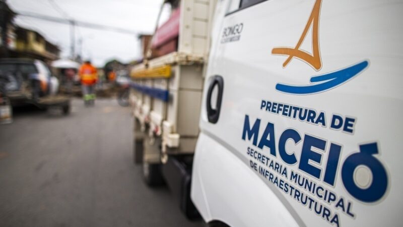 Obra emergencial de drenagem interdita trecho da Amélia Rosa nesta terça-feira(9)