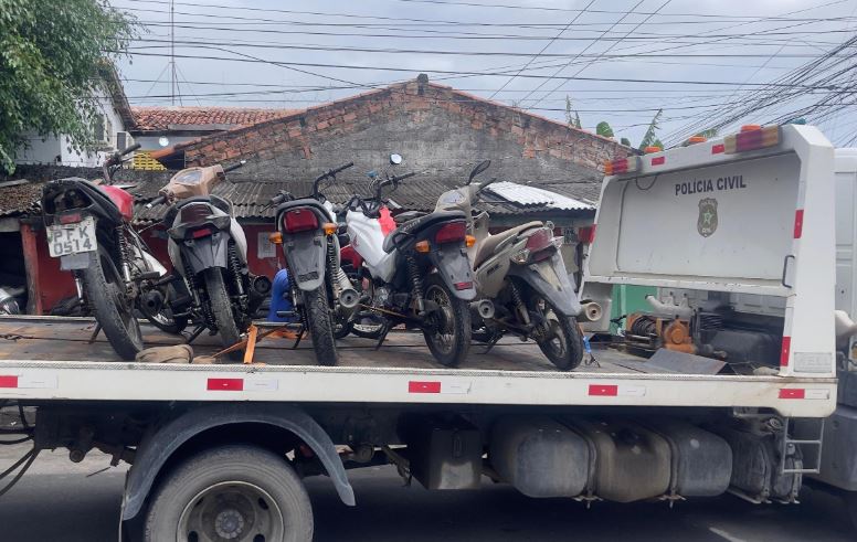 PM flagra desmanche de veículos durante ocorrência de furto no Feitosa