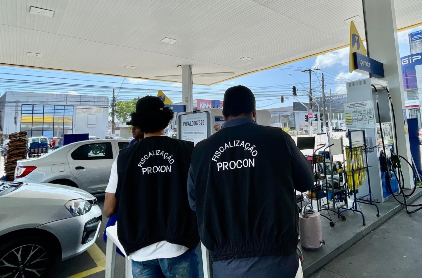 Procon Maceió autua postos de combustíveis por aumento abusivo nos preços