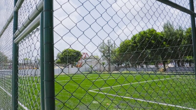Tradicional Praça da Faculdade ganha arena esportiva