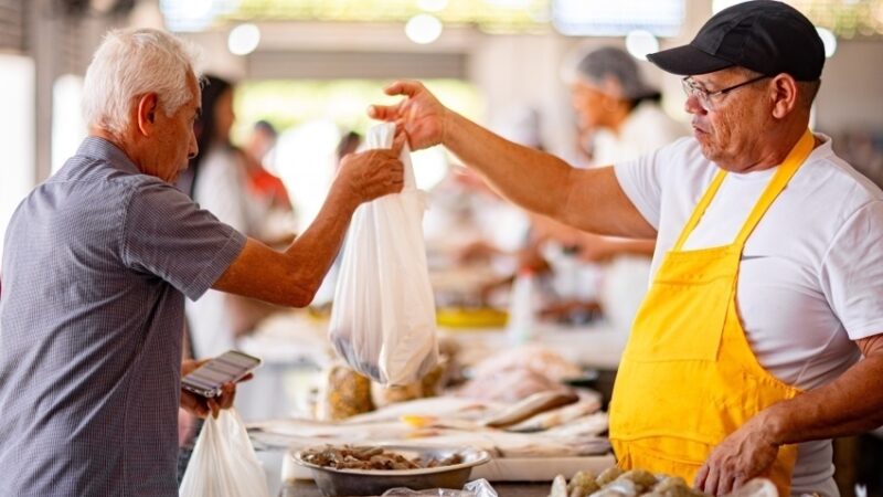 Confira os horários de funcionamento de feiras e mercados públicos no fim de ano