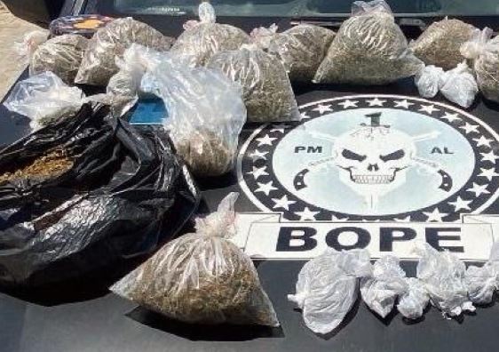 Ação da PM apreende mais de três quilos de maconha na Ponta Grossa