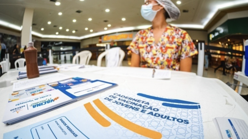 Pontos de vacinação do Maceió Shopping e Pátio Shopping não funcionam neste final de semana