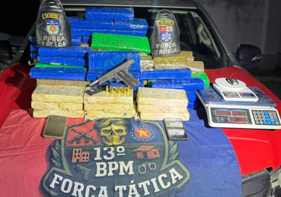 PM-AL intercepta entrega de drogas e apreende mais de 62 quilos de entorpecentes