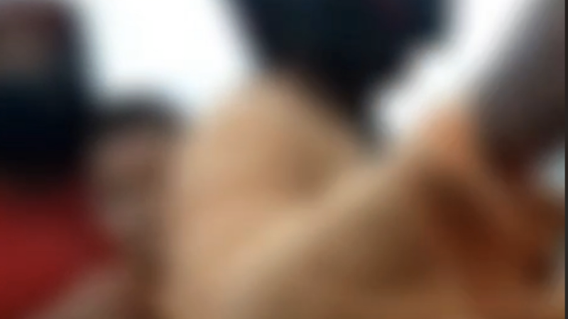 Motociclista sem habilitação é flagrado transportando criança sem capacete no Canaã