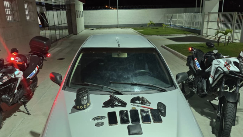 PM apreende arma de fogo em Santana do Ipanema e cumpre mandado de prisão em Penedo