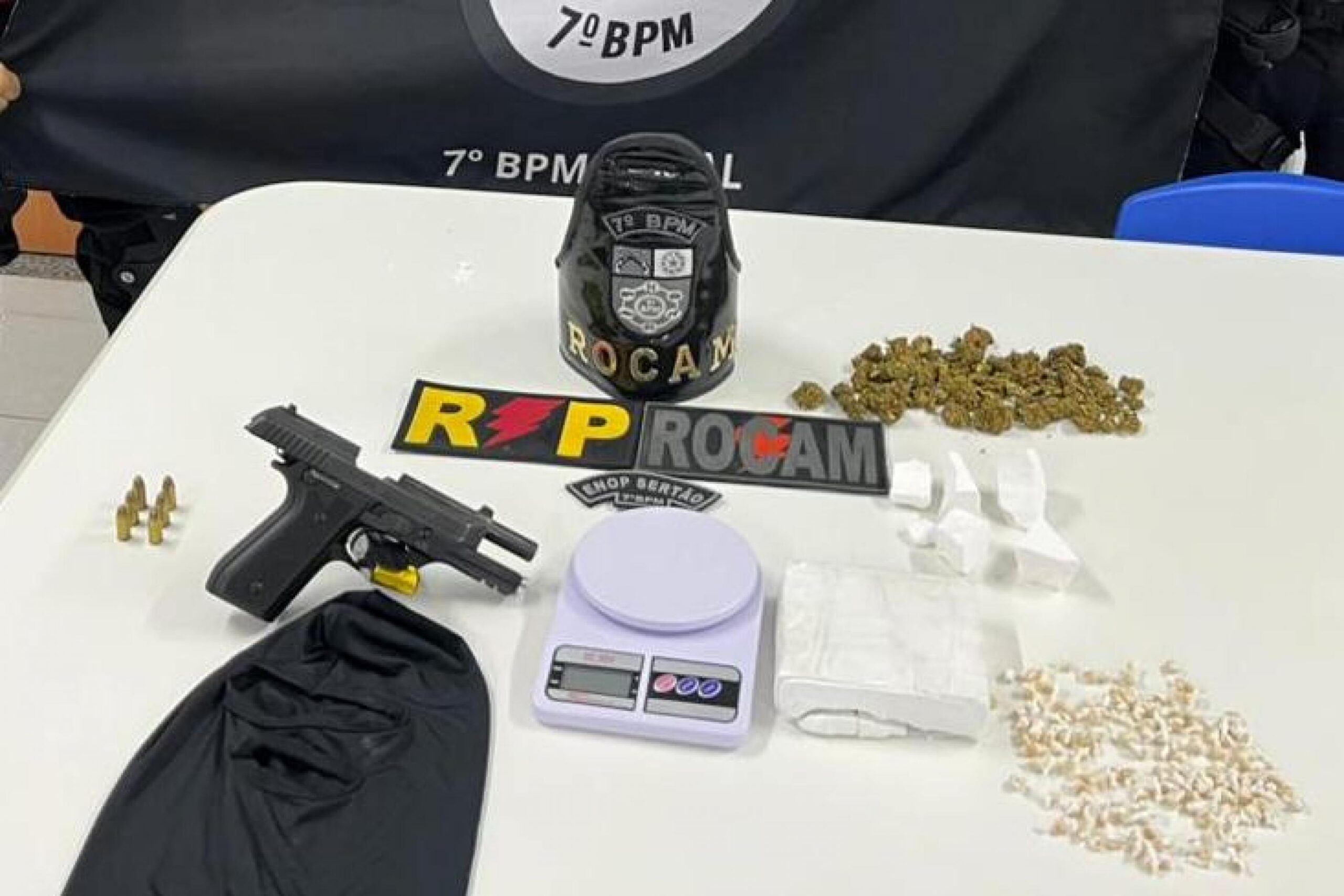 PM-AL apreende mais de 40 quilos de entorpecentes e 28 armas de fogo