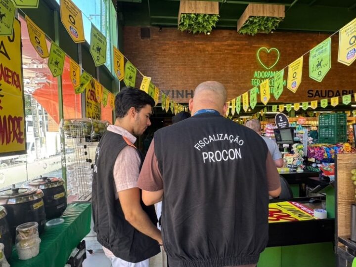Procon Maceió constata irregularidades em supermercado durante fiscalização