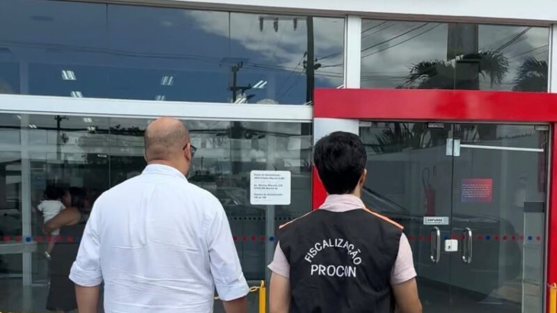 Procon Maceió autua agências bancárias por má prestação de serviço