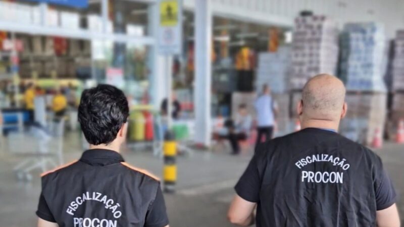 Procon Maceió notifica supermercado após acidente com consumidora
