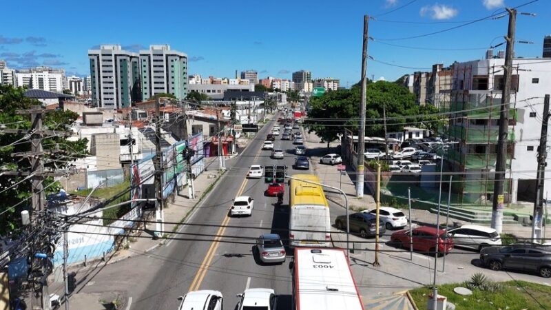 Avenida Gustavo Paiva ganha faixa reversível durante horários de pico da tarde e da noite
