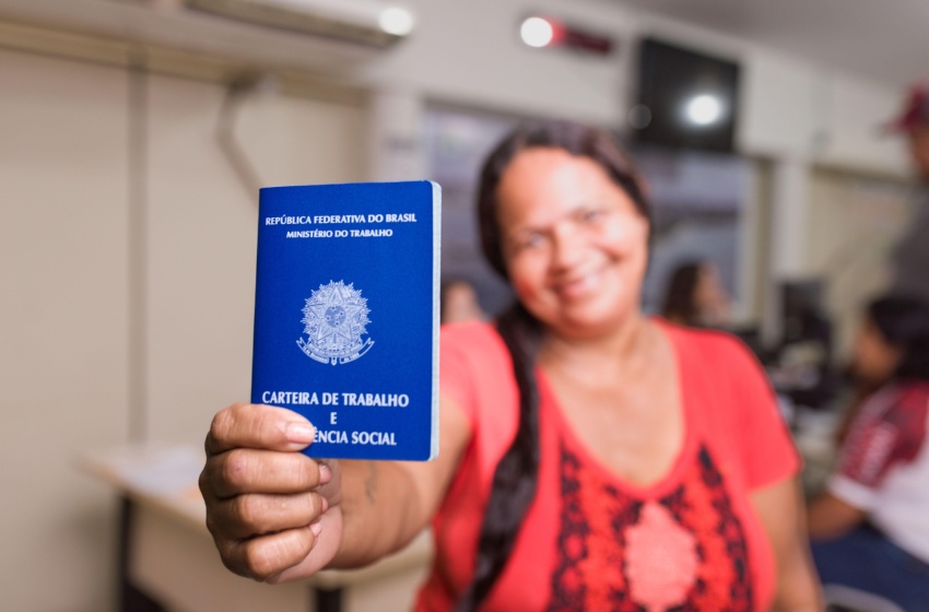 Secretaria do Trabalho disponibiliza 1.375 vagas de emprego pelo Sine Maceió