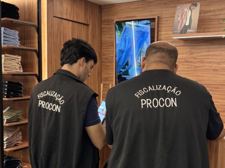 Procon Maceió intensifica fiscalização no comércio da capital e orienta consumidores para compras do Dia dos Pais