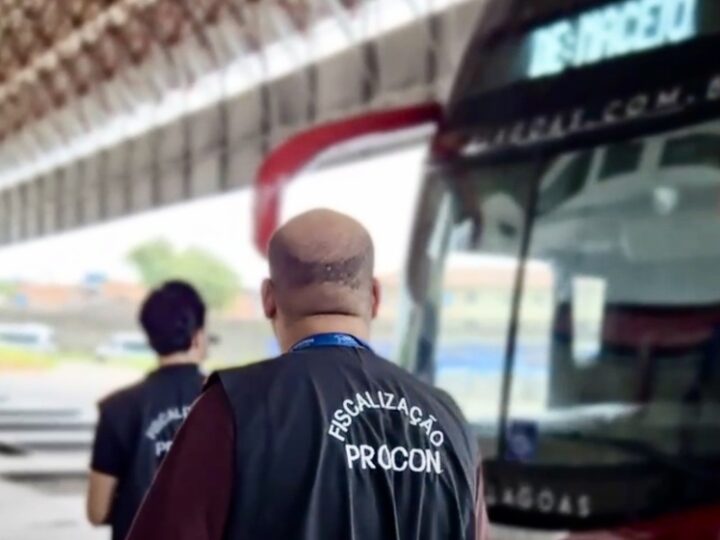 Procon Maceió fiscaliza empresas de ônibus interestaduais no Terminal Rodoviário da capital