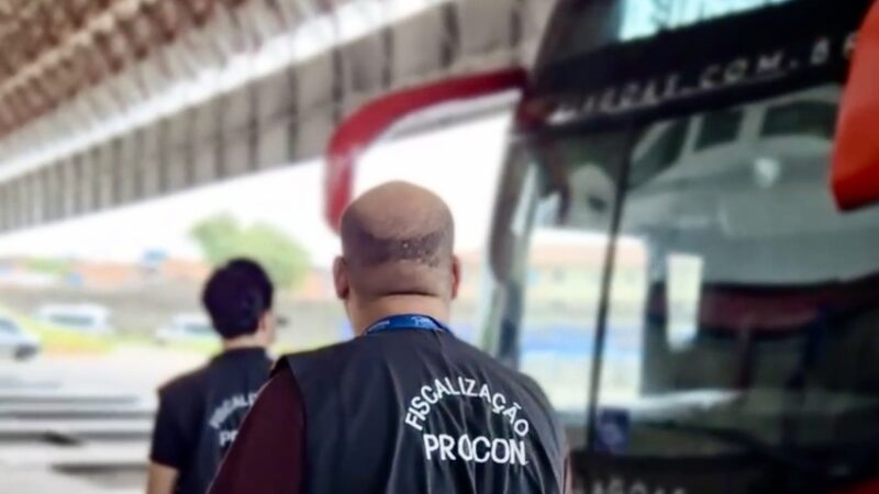 Procon Maceió fiscaliza empresas de ônibus interestaduais no Terminal Rodoviário da capital